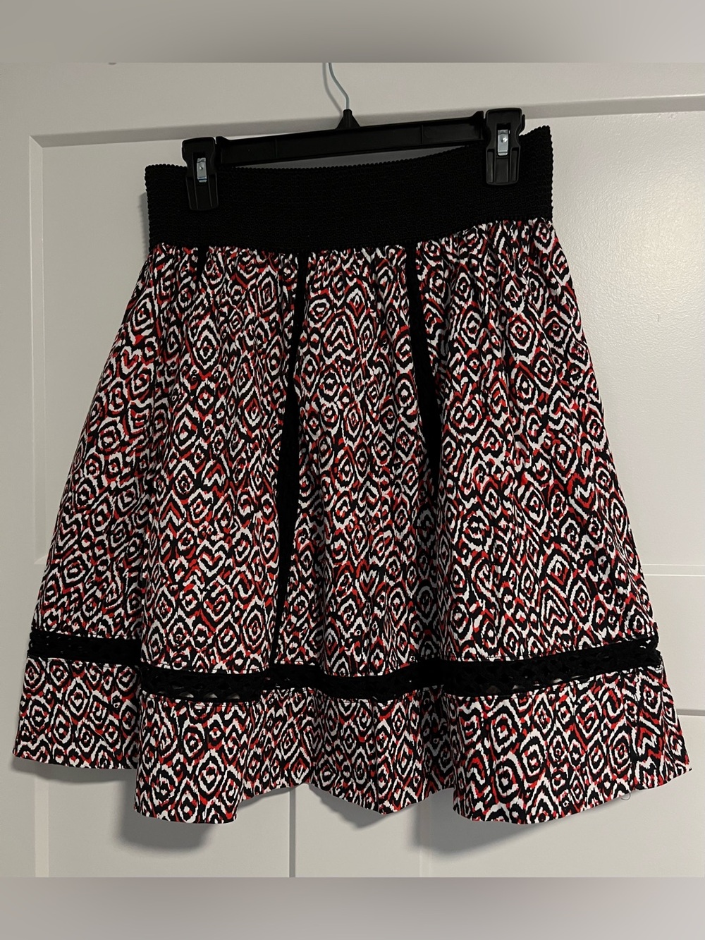 SAM EDELMAN SKIRT, SIZE L, LIKE NEW, BIN 1